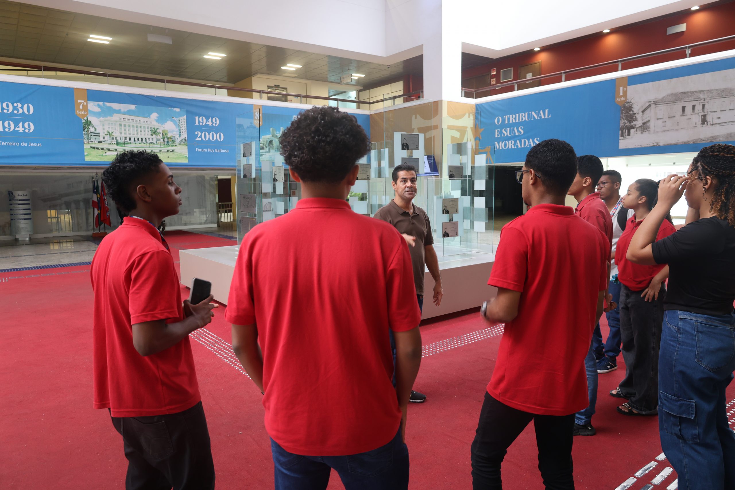 Edição especial antecipa atividades do Projeto Conhecendo o Judiciário com estagiários de nível médio do TJBA   