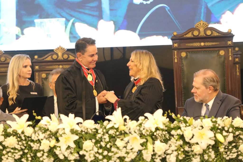 “Ser partícipe dessa obra me preenche como pessoa”, afirma o novo Presidente do TJBA, Desembargador José Edivaldo Rotondano   