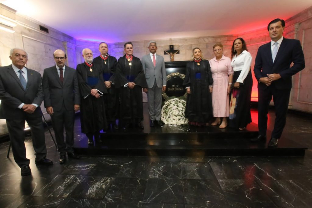 “Ser partícipe dessa obra me preenche como pessoa”, afirma o novo Presidente do TJBA, Desembargador José Edivaldo Rotondano   