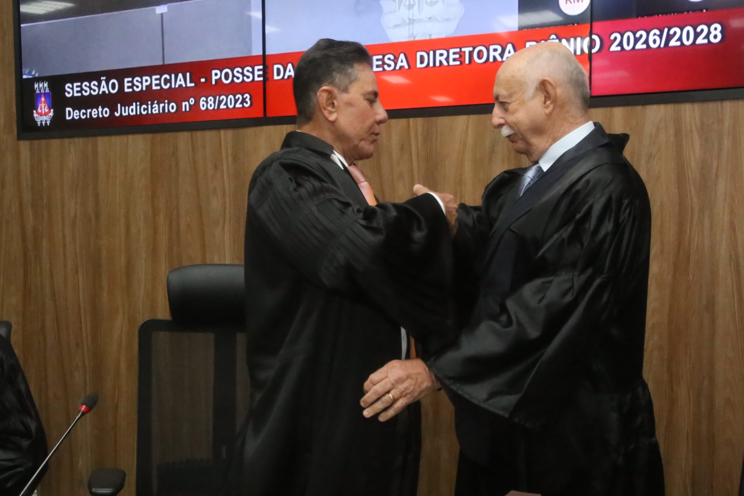 TJBA empossa nova Mesa Diretora para o biênio 2026-2028; Desembargador José Rotondano é o novo Presidente   