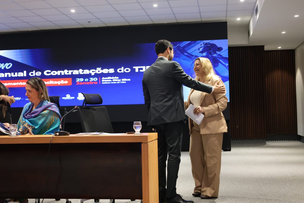TJBA lança novo Manual de Contratações e promove capacitação para magistrados e servidores