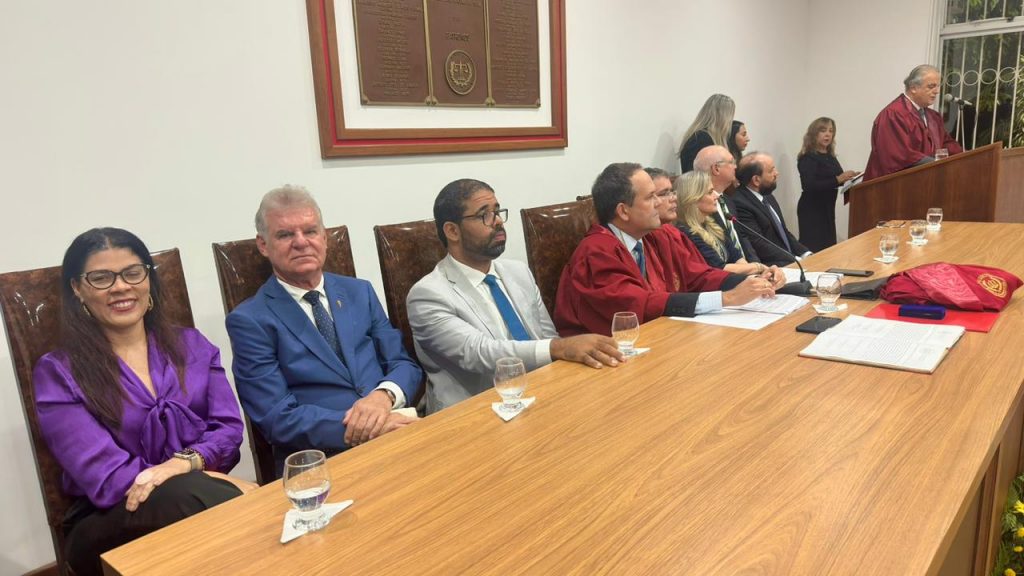 Desembargador Geder Gomes toma posse como titular da cadeira 16 da Academia de Letras Jurídicas da Bahia   