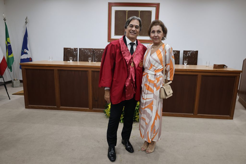 Desembargador Geder Gomes toma posse como titular da cadeira 16 da Academia de Letras Jurídicas da Bahia   