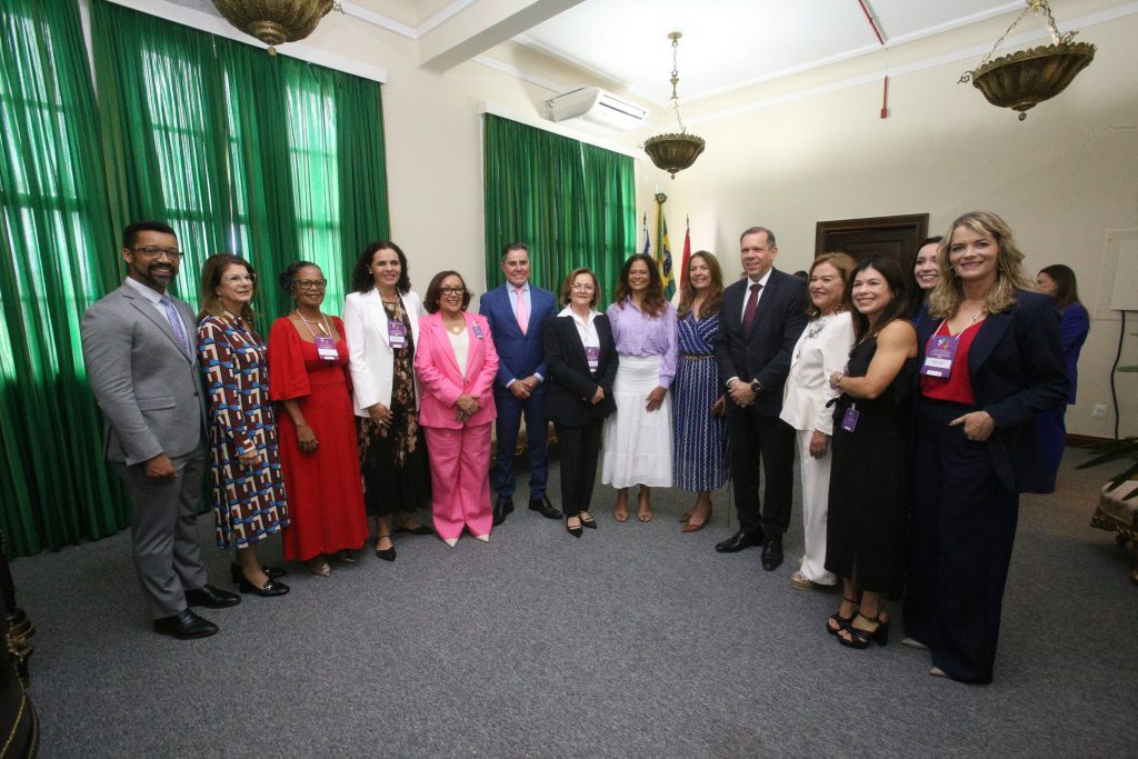 II Encontro Nacional de Mulheres na Justiça Restaurativa inicia com reconhecimento do protagonismo feminino e lançamento da Revista Consenso    