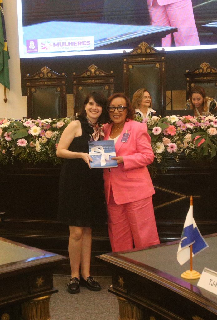 II Encontro Nacional de Mulheres na Justiça Restaurativa inicia com reconhecimento do protagonismo feminino e lançamento da Revista Consenso    