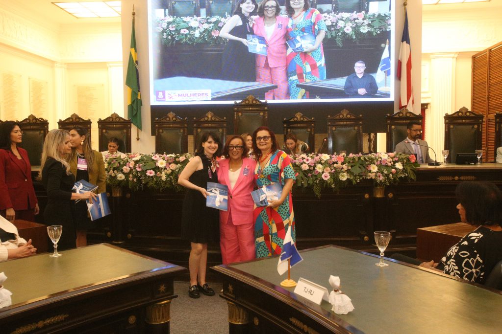 II Encontro Nacional de Mulheres na Justiça Restaurativa inicia com reconhecimento do protagonismo feminino e lançamento da Revista Consenso    