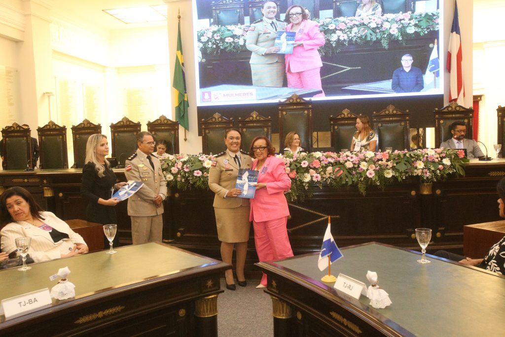 II Encontro Nacional de Mulheres na Justiça Restaurativa inicia com reconhecimento do protagonismo feminino e lançamento da Revista Consenso    