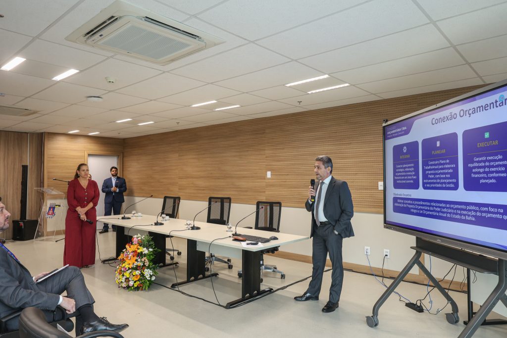 Gestores do TJBA participam de evento voltado ao fortalecimento da gestão orçamentária e do planejamento estratégico