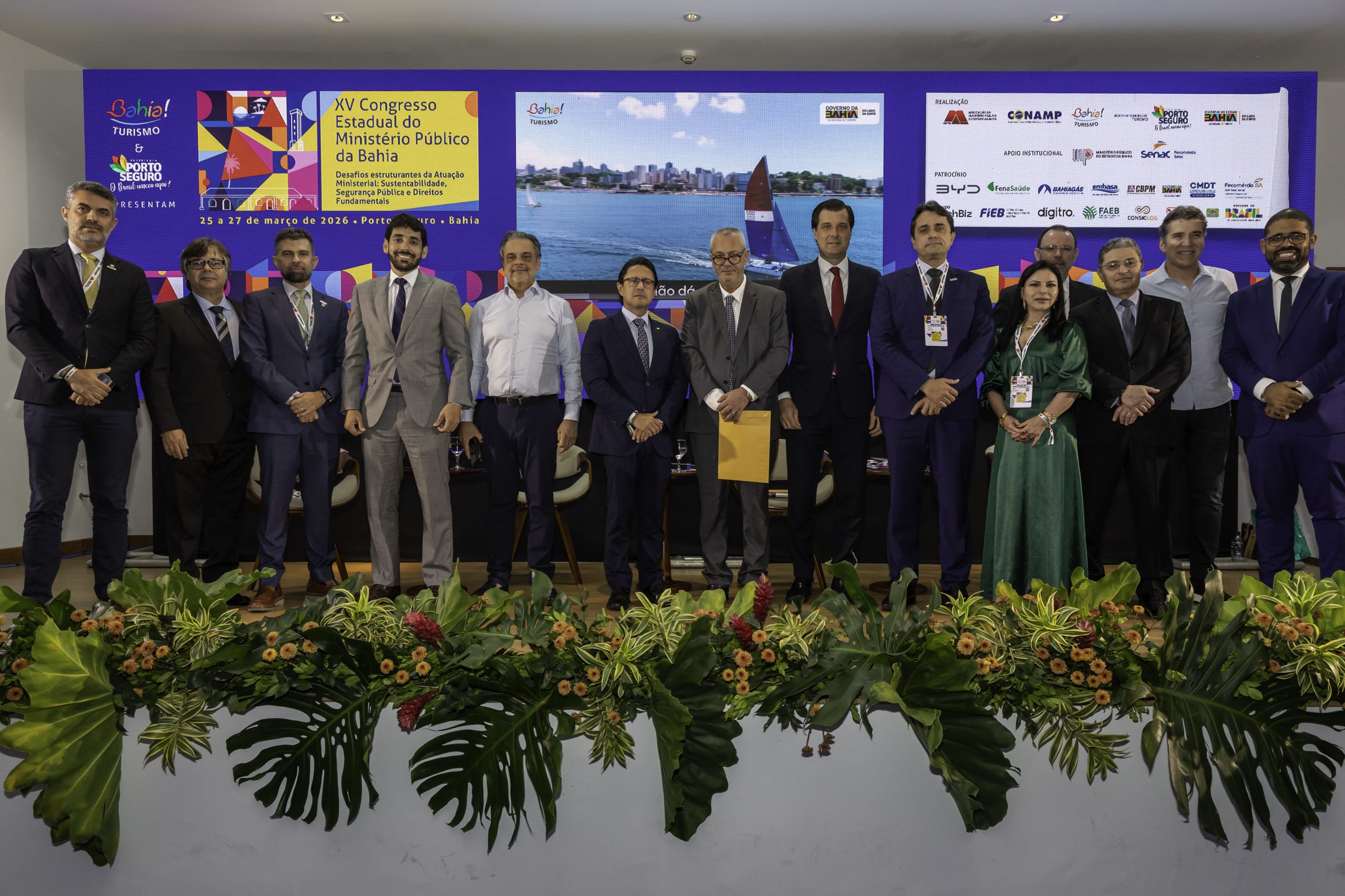 Desembargador Ricardo Régis Dourado participa do XV Congresso Nacional do Ministério Público da Bahia   