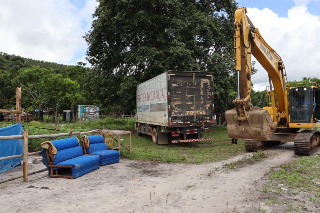 Desocupação humanizada marca atuação da Comissão Regional de Soluções Fundiárias no extremo sul da Bahia  