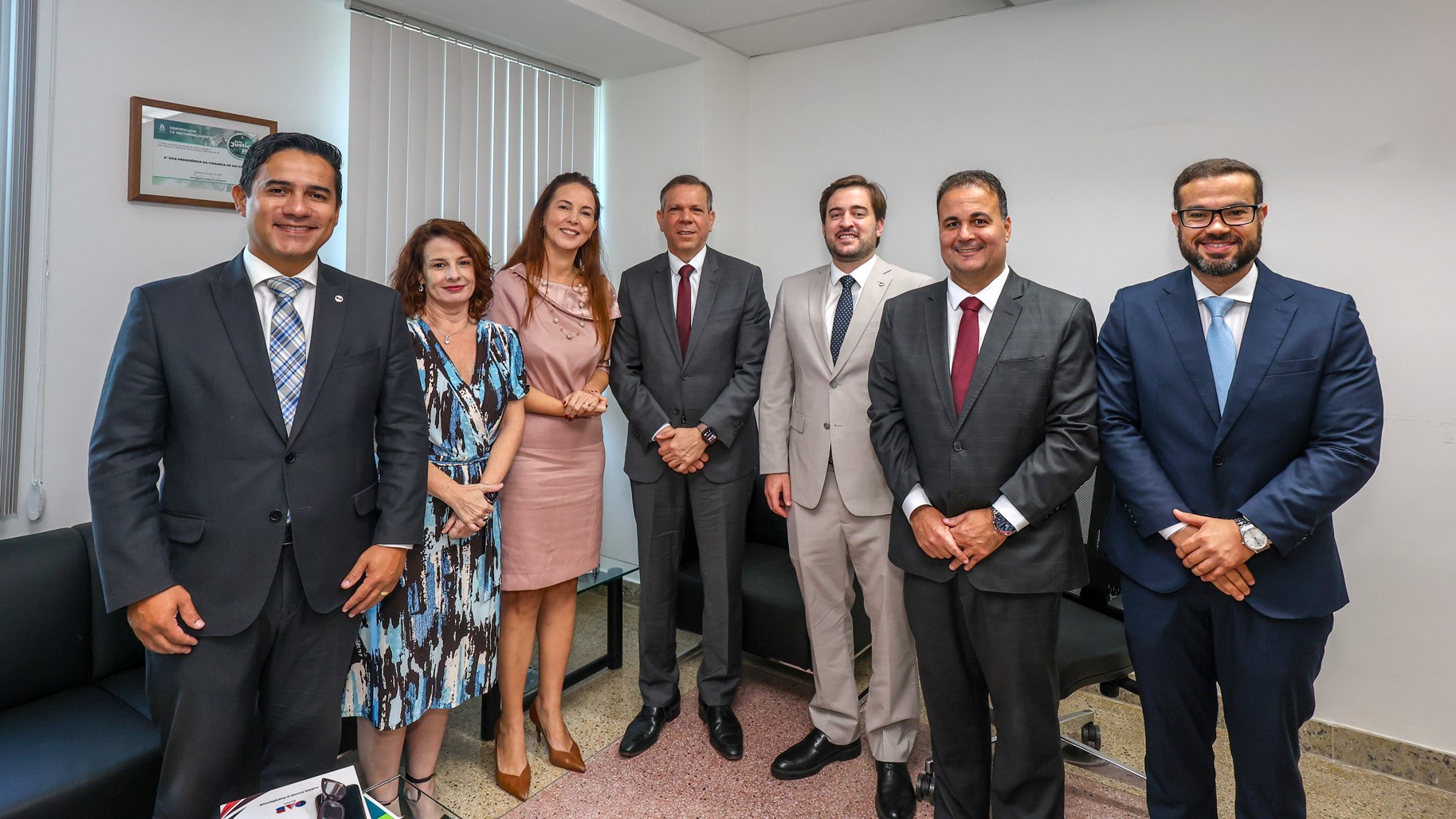 2º Vice-Presidente do TJBA recebe visita da Diretoria da OAB-BA   