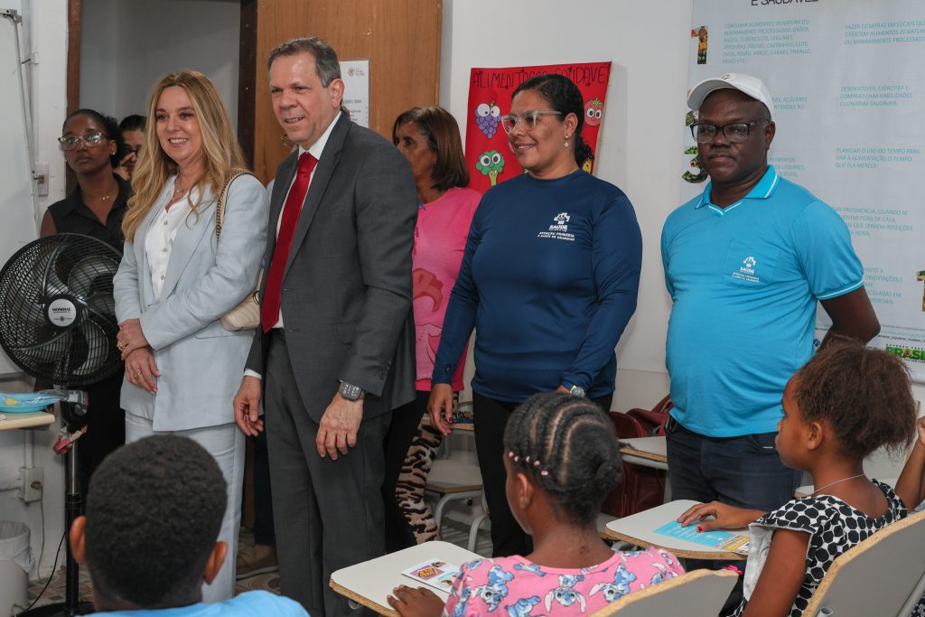 Semana Nacional da Saúde começa com atendimento a jovens em situação de vulnerabilidade acolhidos em instituição de Salvador