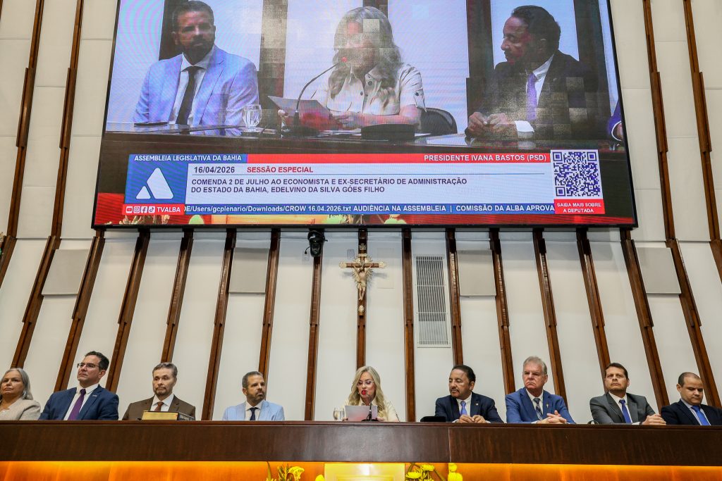 16-04-2026 - Comenda 2 de Julho ao Ex Secretário SEAD-Edelvino da S. Góes Filho  