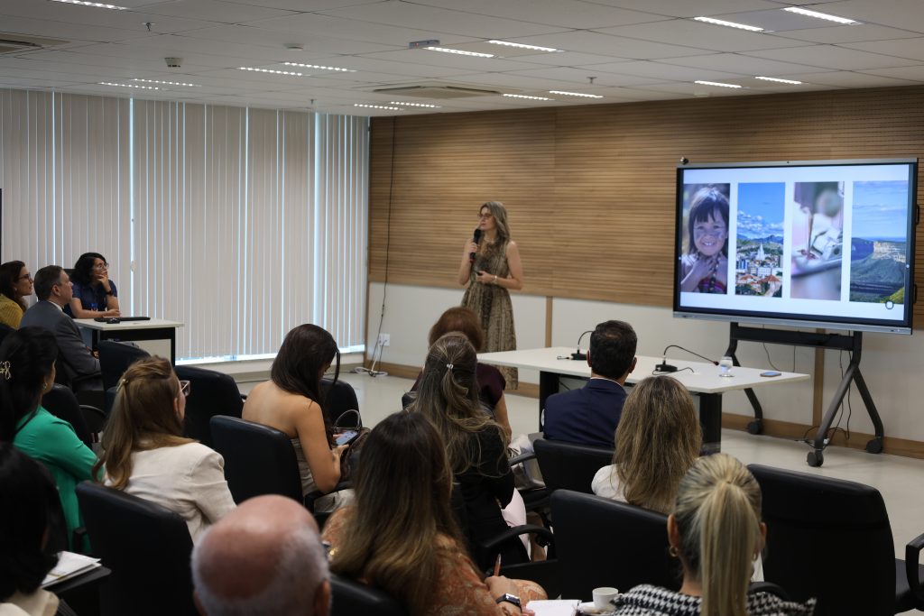 Oficina técnica destaca uso de evidências científicas em decisões judiciais na área da saúde   