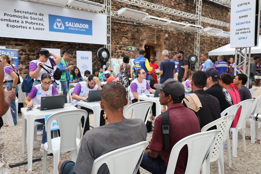 Mutirão PopRuaJud: primeiro dia fecha com mais de 2 mil atendimentos gratuitos para pessoas em situação de rua e resgata esperança de uma vida melhor   