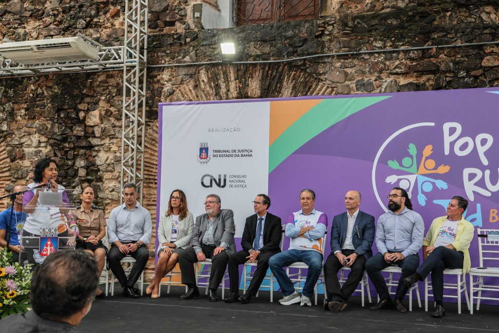 Mutirão PopRuaJud: primeiro dia fecha com mais de 2 mil atendimentos gratuitos para pessoas em situação de rua e resgata esperança de uma vida melhor   