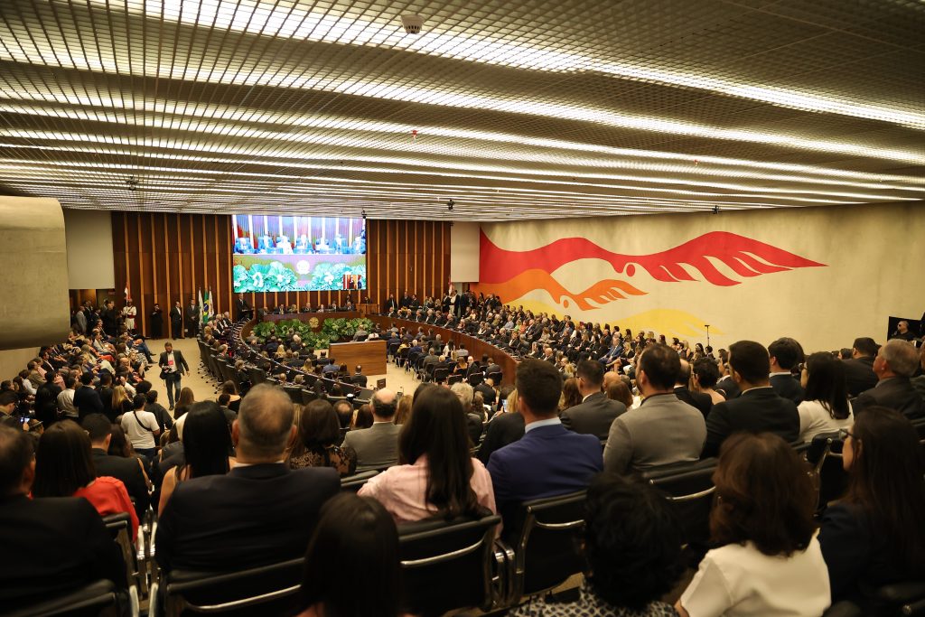 TJBA prestigia posse das mesas diretoras do TJDFT e TRF1 em Brasília   