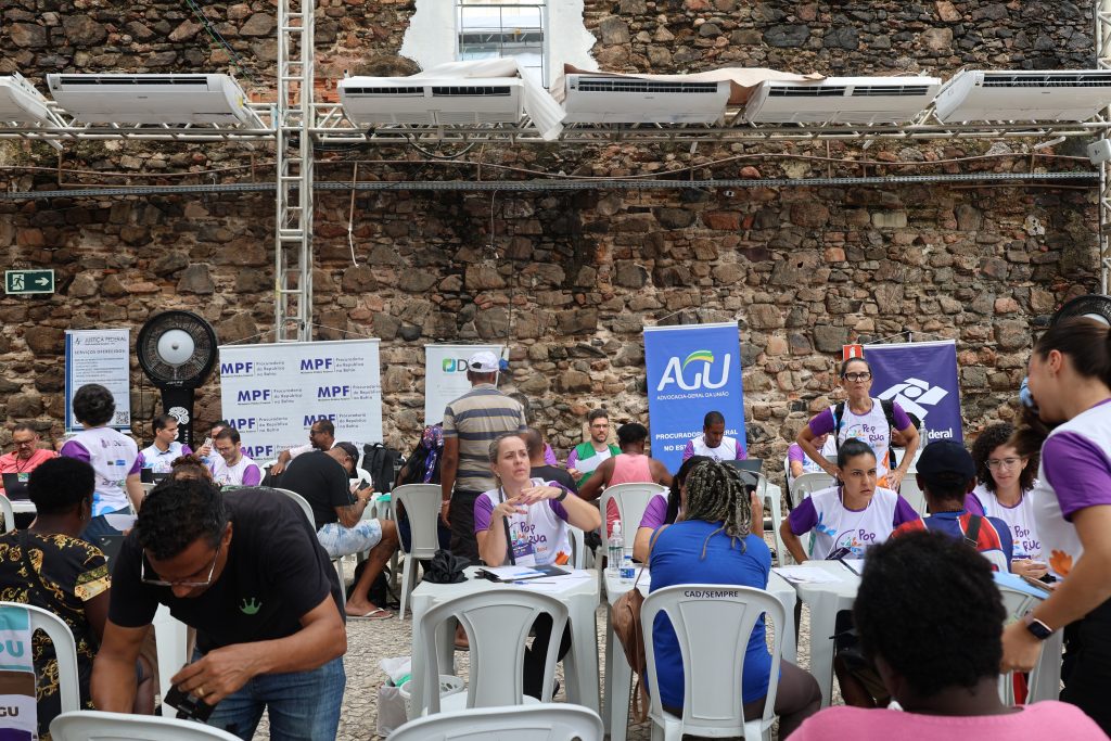 2º Mutirão PopRuaJud encerra com mais de 6 mil atendimentos gratuitos para a população em situação de rua   