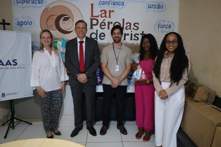 TJBA entrega doações recolhidas durante a Semana Nacional da Saúde ao Lar Pérolas de Cristo    