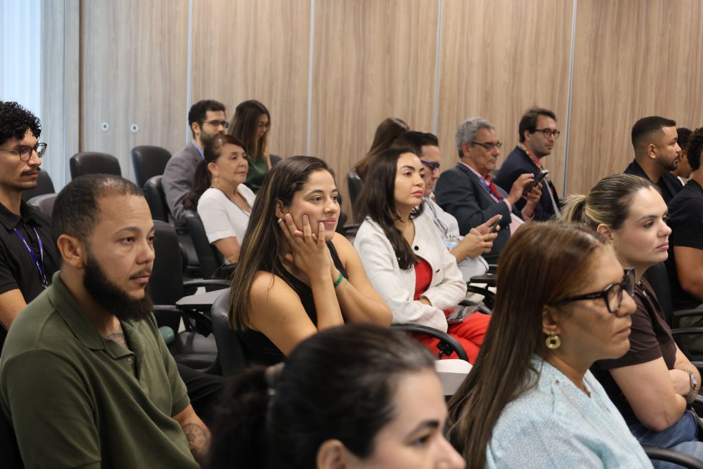 TJBA investe em qualificação de magistrados e servidores para assegurar direitos da população LGBTQIAPN+    