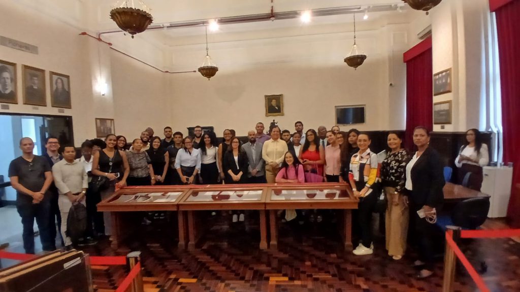 Conhecendo o Judiciário: estudantes de Salvador e Camaçari visitam as dependências do TJBA   