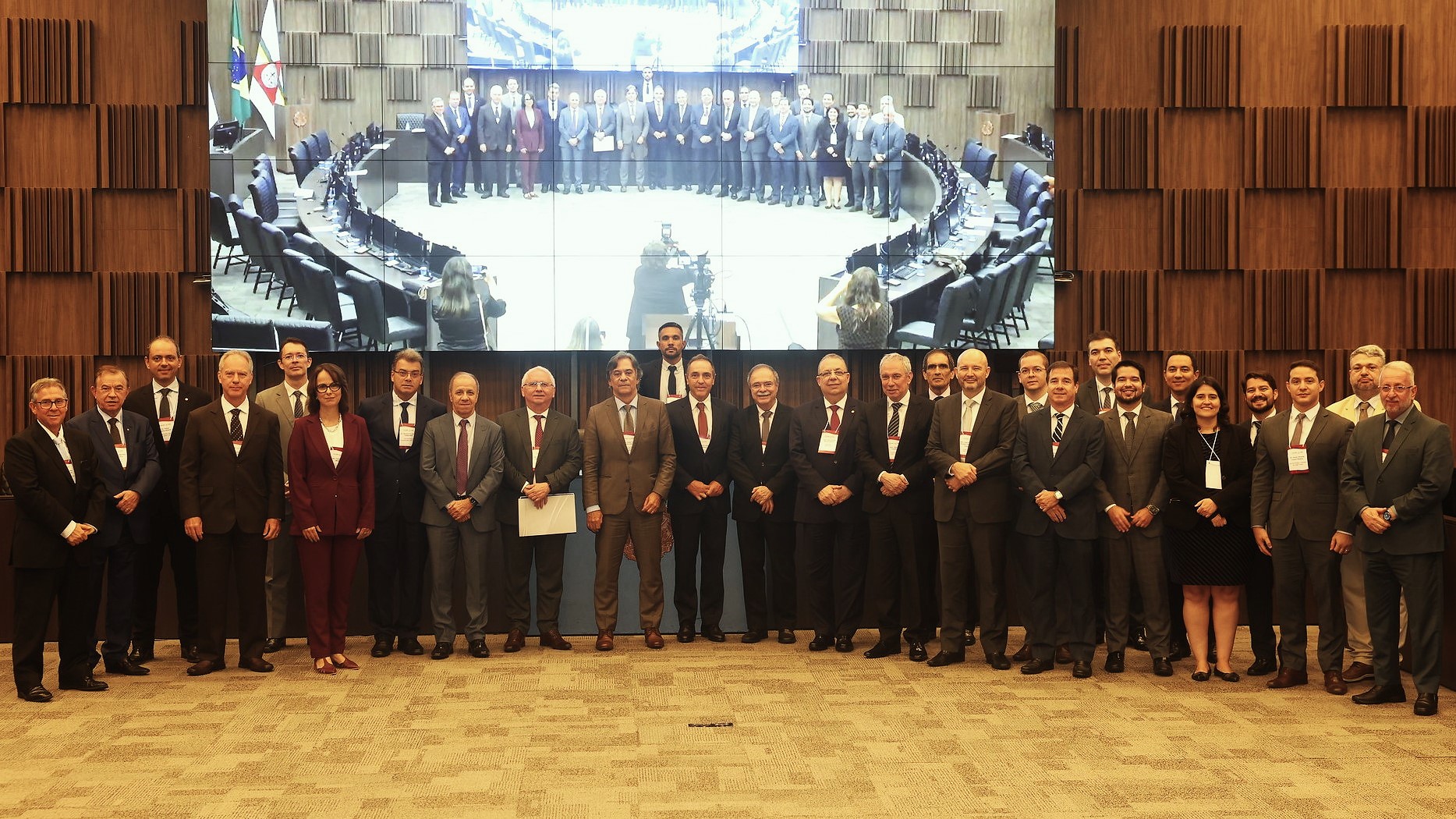 Desembargador Geder Gomes preside reunião do Conasup em Minas Gerais, é homenageado e participa de encontros importantes para discussão sobre Execução Penal e Alternativas Penais   