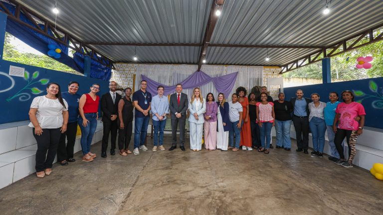 Semana Nacional da Saúde começa com atendimento a jovens em situação de vulnerabilidade acolhidos em instituição de Salvador  