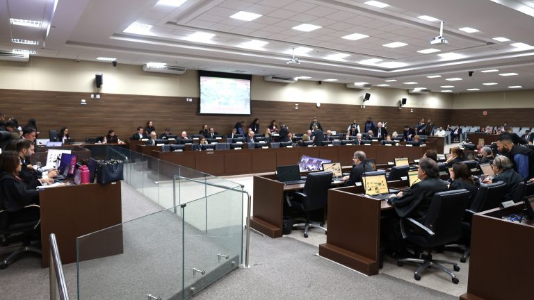 Tribunal Pleno forma listas tríplices para cargos de Desembargador titular e substituto do TRE-BA na classe dos advogados  