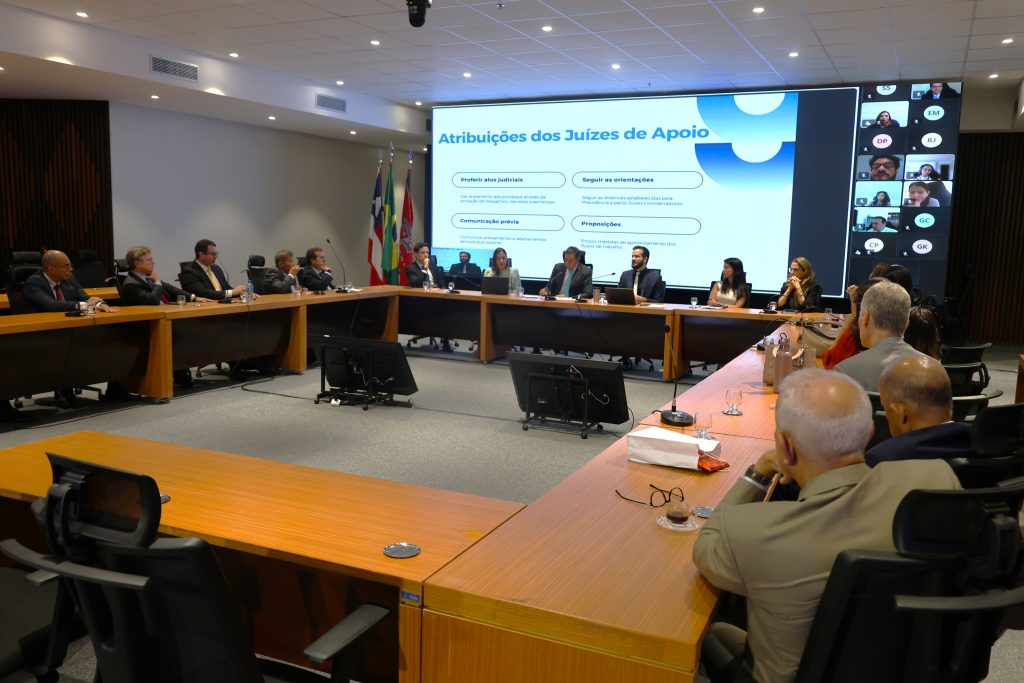 TJBA apresenta projeto que promove maior qualificação dos serviços oferecidos ao cidadão    