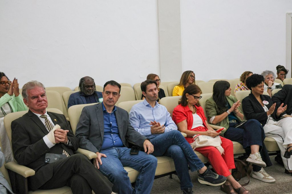 TJBA participa da entrega de certidões de óbito retificadas dos mortos e desaparecidos durante a ditadura militar   