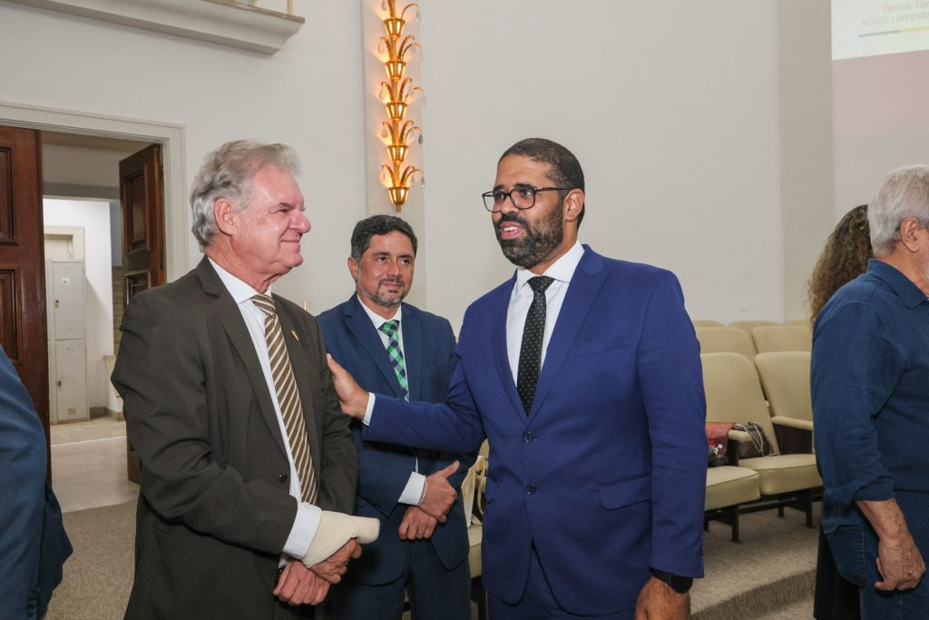 TJBA participa da entrega de certidões de óbito retificadas dos mortos e desaparecidos durante a ditadura militar   