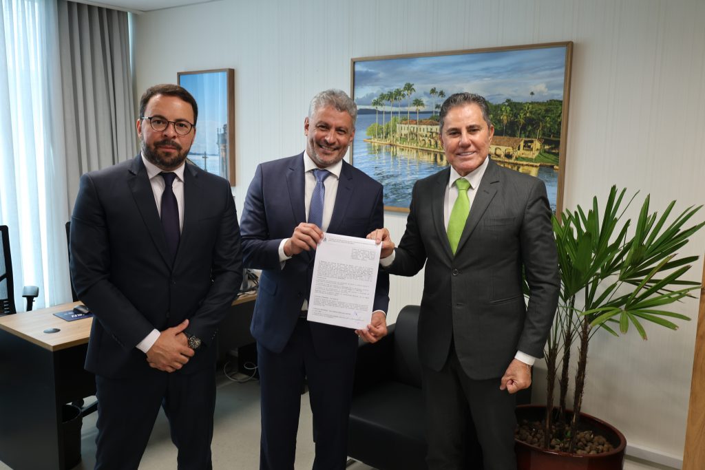 TJBA assina Termo de Cooperação com o Município de Guanambi para a instalação do Projeto Laboratório Jurídico    