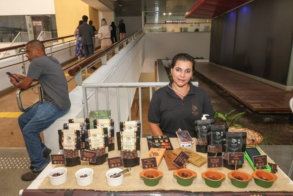 Feira em homenagem ao Dia das Mães acontece até sexta-feira (8), na sede do TJBA   