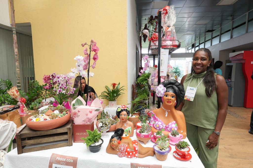 Feira em homenagem ao Dia das Mães acontece até sexta-feira (8), na sede do TJBA   