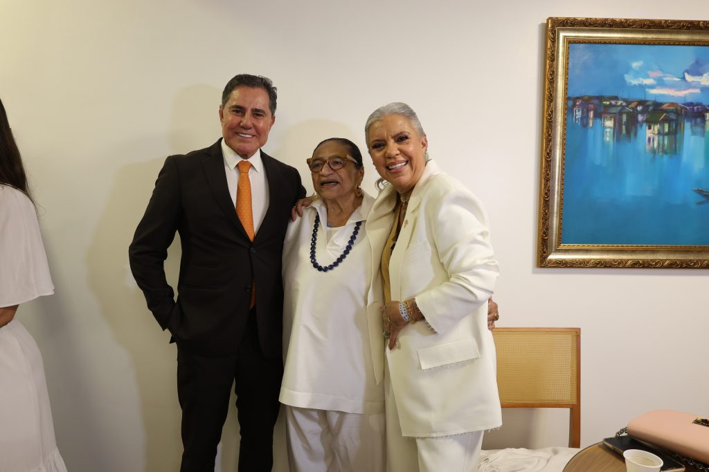 08/05/2026 - Título de Cidadã Baiana a Astrid Fontenelle  