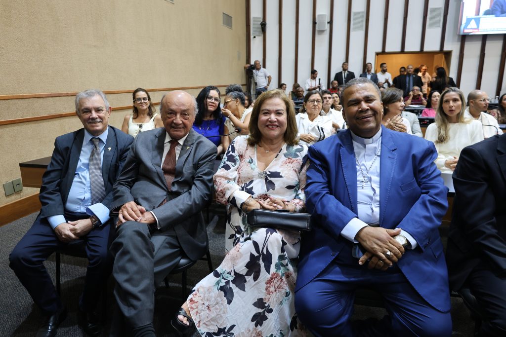 08/05/2026 - Título de Cidadã Baiana a Astrid Fontenelle  