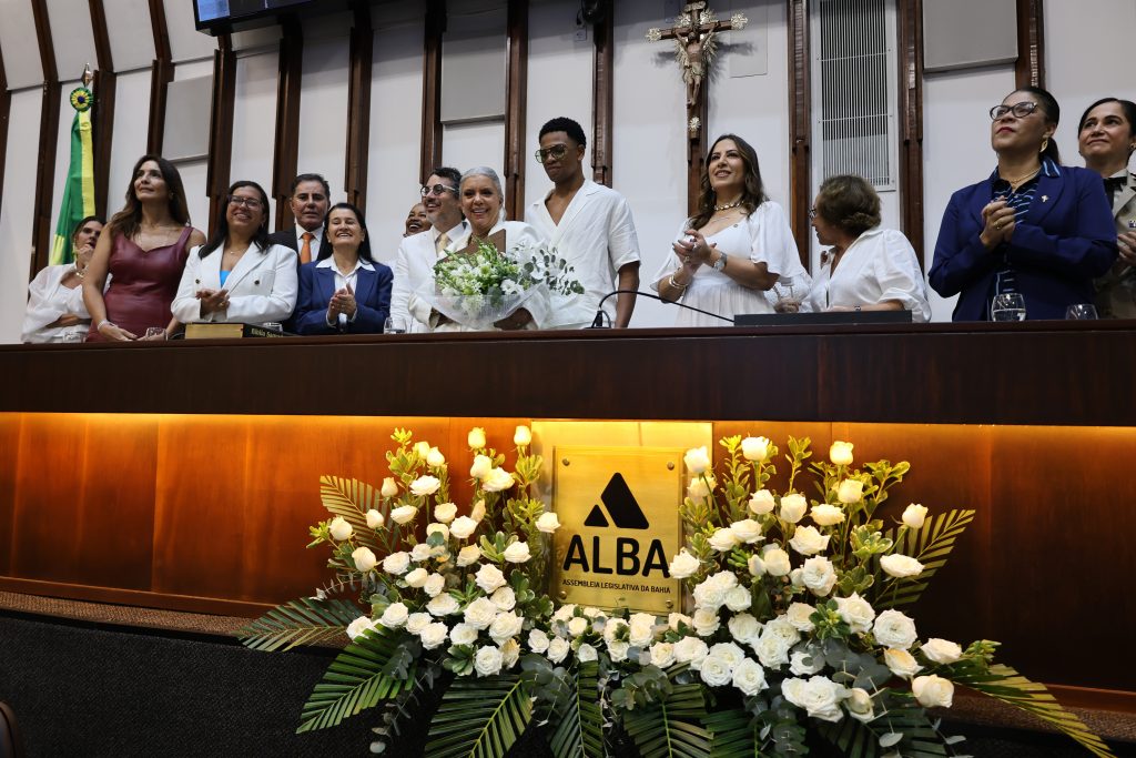 08/05/2026 - Título de Cidadã Baiana a Astrid Fontenelle  