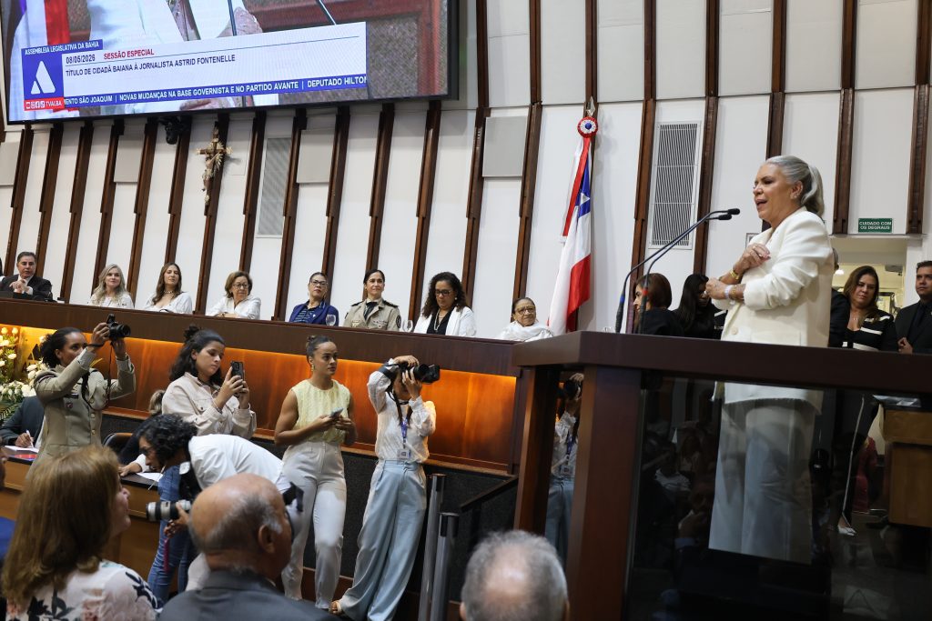 08/05/2026 - Título de Cidadã Baiana a Astrid Fontenelle  