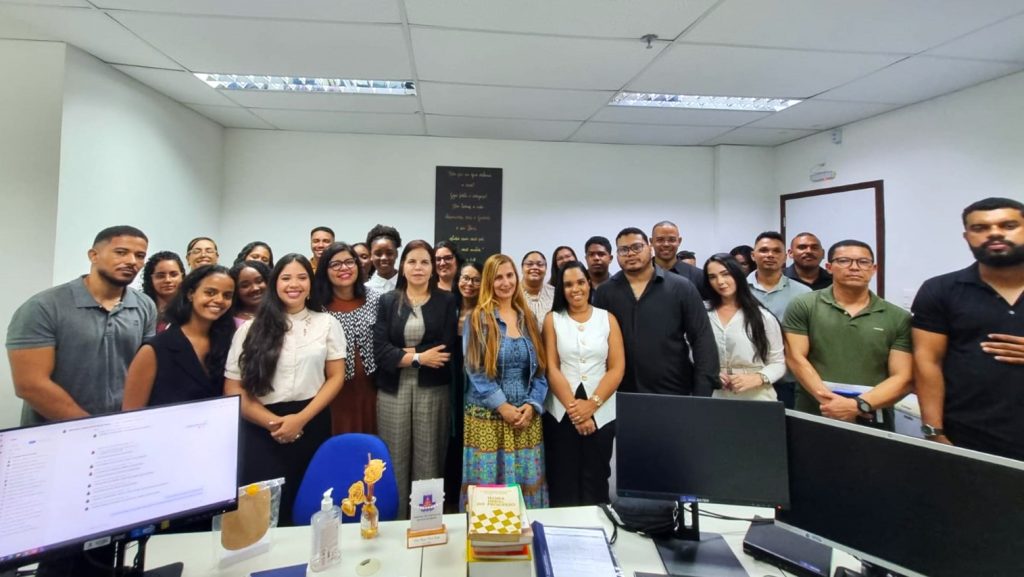 18/05/2026 - Faculdade Anhanguera de Feira de Santana em visita técnica às instalações do CEJUSC e do Cartório Integrado de Família