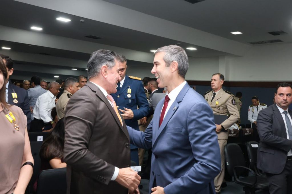 “Um dos objetivos da minha gestão é olhar de maneira diferenciada para a segurança do nosso cidadão”, destaca Presidente do TJBA ao receber a medalha do Mérito da Segurança Pública