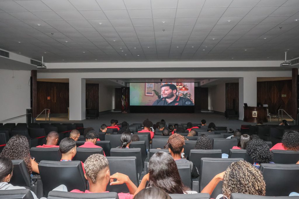 06 e 08/05/2026 - Projeto Ampare - Cine Debate e Círculos de Construção de Paz  