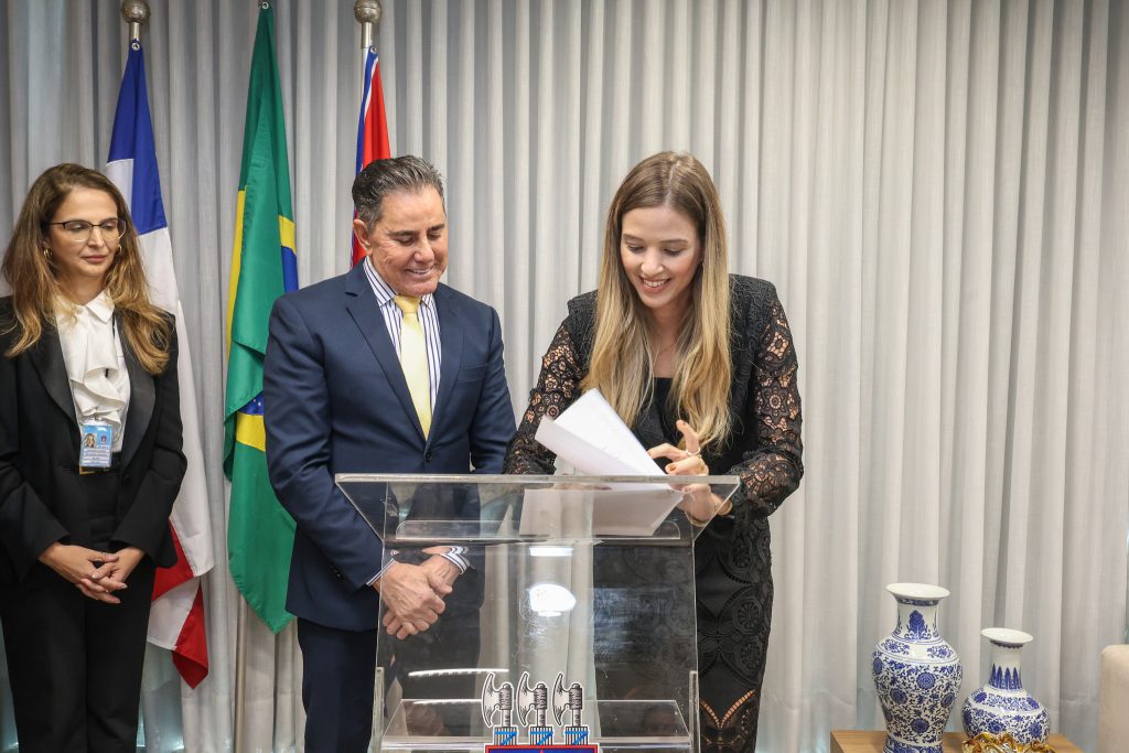 Três juízes tomam posse após permuta com magistrados de outros tribunais