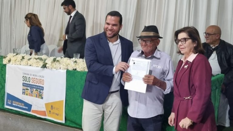 Semana Solo Seguro: Corregedoria Extrajudicial entrega mais títulos de propriedade no interior do estado   