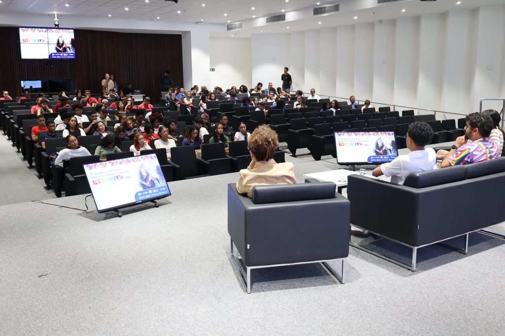 “Empregabilidade para Pessoas Trans” é o tema de abertura da 3ª Semana de Promoção e Defesa dos Direitos da População LGBTQIAPN+ do TJBA