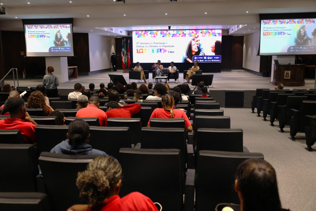 “Empregabilidade para Pessoas Trans” é o tema de abertura da 3ª Semana de Promoção e Defesa dos Direitos da População LGBTQIAPN+ do TJBA