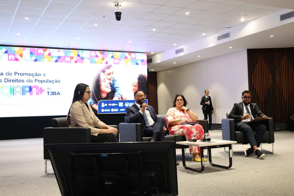 TJBA debate garantia dos direitos das minorias durante semana voltada para população LGBTQIAPN+