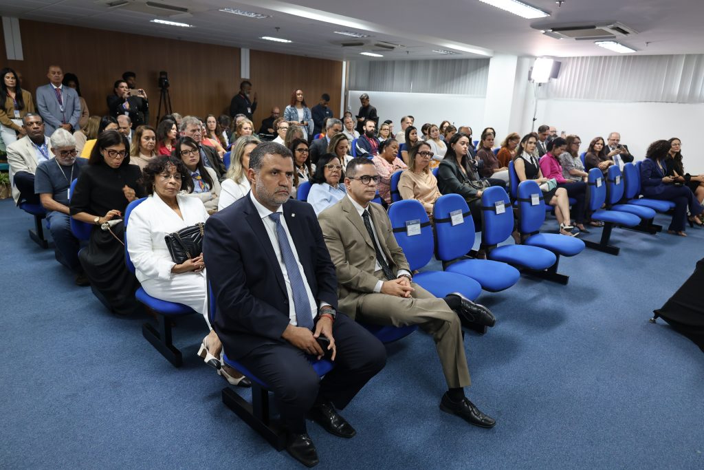 3ª Semana Nacional dos Juizados Especiais começa com atividades voltadas ao público interno no Fórum do Imbuí