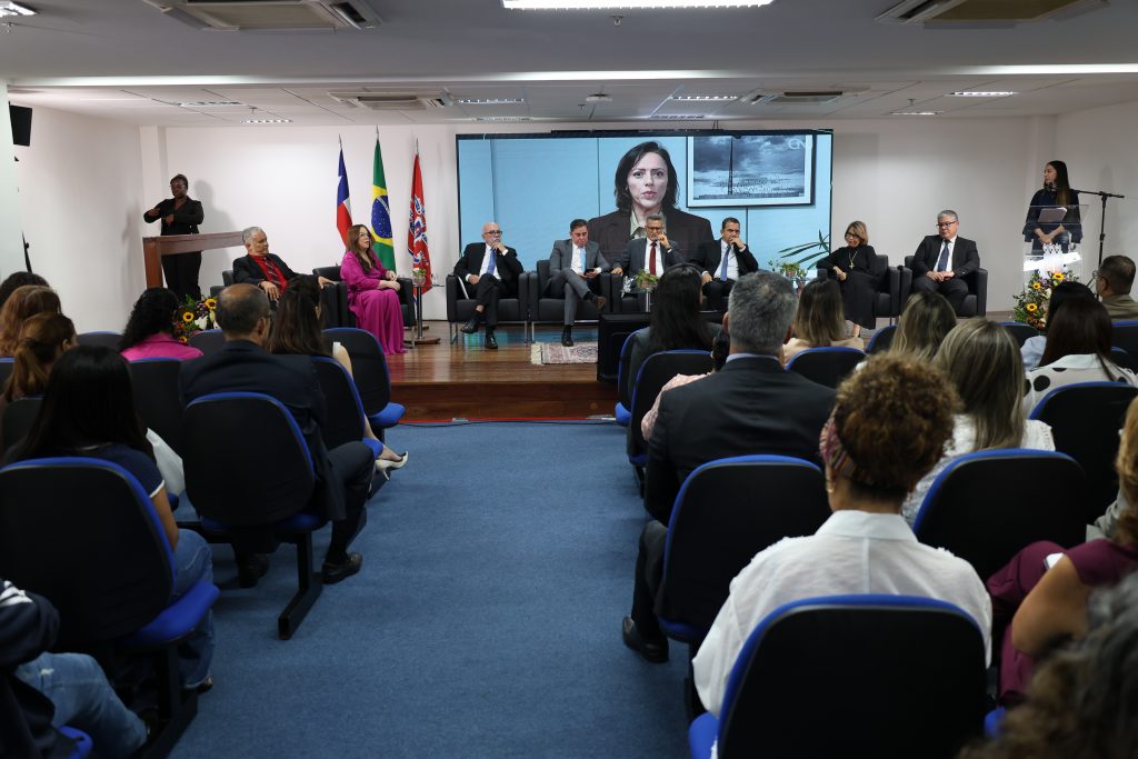 3ª Semana Nacional dos Juizados Especiais começa com atividades voltadas ao público interno no Fórum do Imbuí
