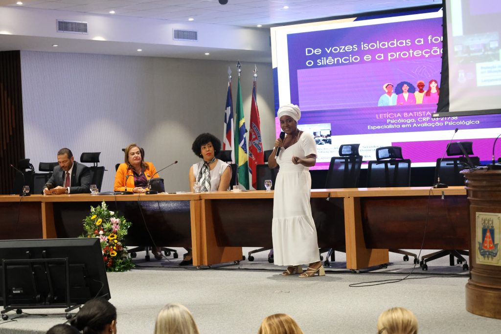 TJBA fortalece o enfrentamento à violência contra a mulher com solenidade para implementação do protocolo POP 5 e inauguração do Banco Vermelho