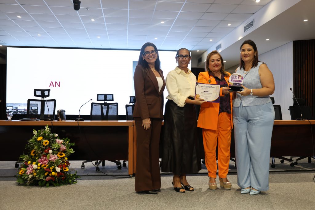 TJBA fortalece o enfrentamento à violência contra a mulher com solenidade para implementação do protocolo POP 5 e inauguração do Banco Vermelho